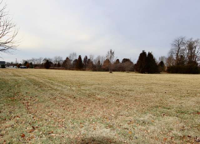 Property at 1180 Lakewood Dr, Morris, IL 60450