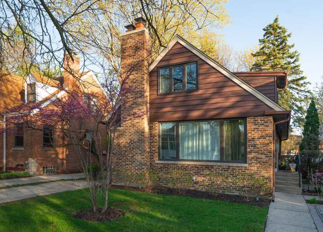 Property at 5720 N Rogers Ave, Chicago, IL 60646, 3 beds, 3 baths