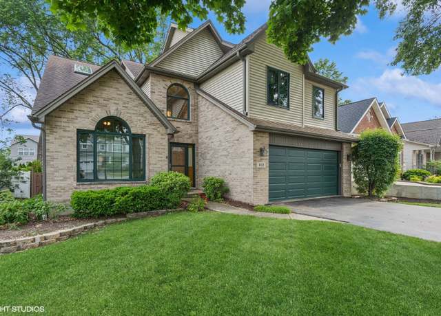 Property at 1021 Oxford St, Downers Grove, IL 60516, 4 beds, 2.5 baths