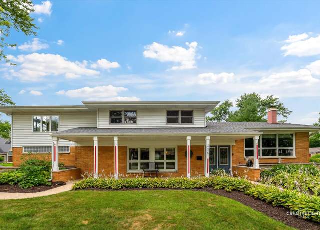 Property at 225 Elmwood Dr, Naperville, IL 60540, 4 beds, 2.5 baths