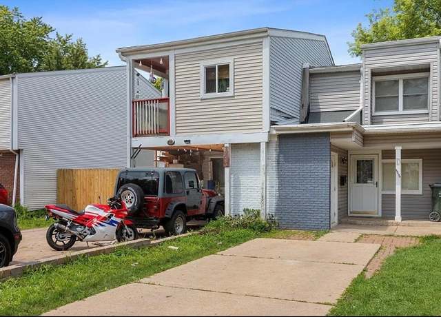 Property at 2049 Berkshire Cir Unit D, Carpentersville, IL 60110, 2 beds, 1.5 baths