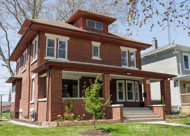 Property at 231 S Chicago Ave, Kankakee, IL 60901, 4 beds, 2 baths
