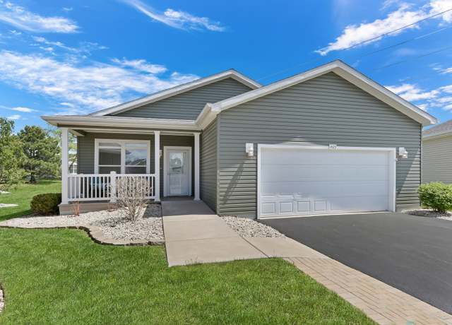 Property at 1423 Scenic View Dr, Grayslake, IL 60030, 3 beds, 2 baths