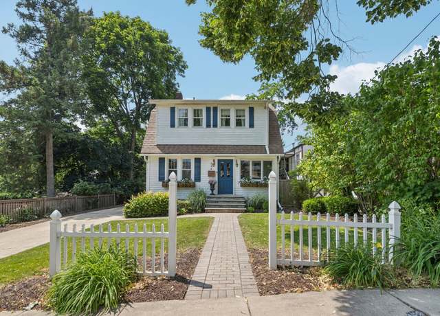 Property at 116 Campbell St, Geneva, IL 60134, 3 beds, 2.5 baths