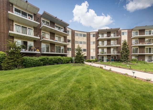 Property at 5540 Walnut Ave Unit 23C, Downers Grove, IL 60515, 2 beds, 1.5 baths
