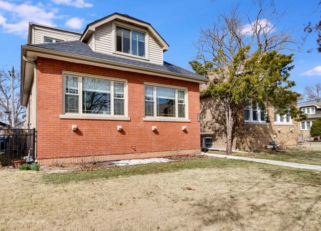 Property at 1902 S 9th Ave, Maywood, IL 60153, 5 beds, 2.5 baths