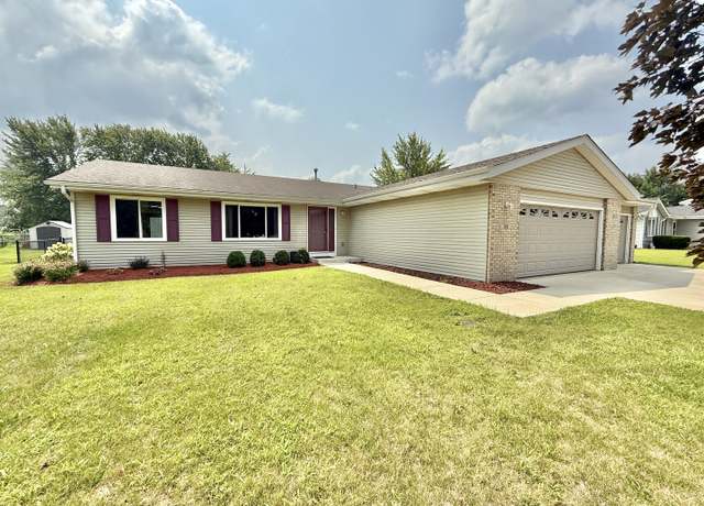 Property at 106 Autumnwood Ln, Davis Junction, IL 61020, 3 beds, 2.5 baths