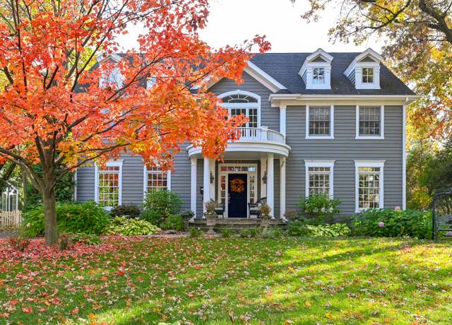 Property at 541 Oak St, Glen Ellyn, IL 60137, 5 beds, 3.5 baths