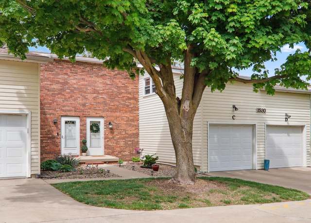Property at 1530 Hunt Dr Unit C, Normal, IL 61761, 3 beds, 1.5 baths
