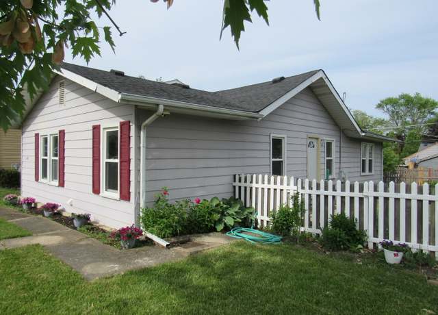 Property at 1503 Cherokee Dr, Round Lake Beach, IL 60073, 3 beds, 1 bath