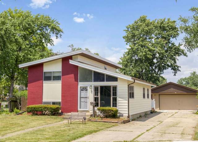 Property at 720 W Terrace St, Villa Park, IL 60181, 3 beds, 2 baths