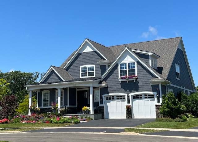 Property at 1542 Woodview Ln, Northbrook, IL 60062, 4 beds, 3.5 baths