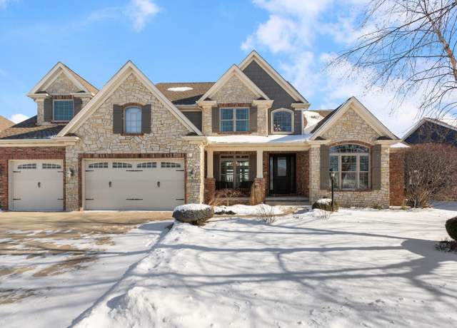 Property at 1612 Sandcherry Ct, Champaign, IL 61822, 5 beds, 5 baths