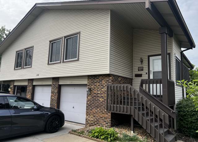 Property at 1318 Kingsbury Dr #1, Hanover Park, IL 60133, 3 beds, 1 bath