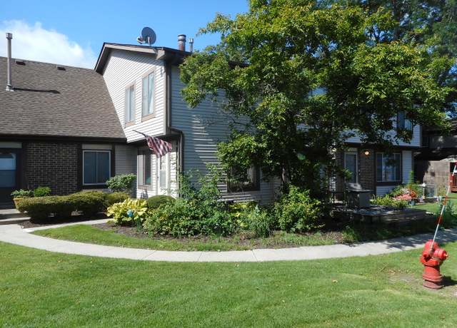Property at 1729 Raintree Ct #1729, Sycamore, IL 60178, 3 beds, 1.5 baths