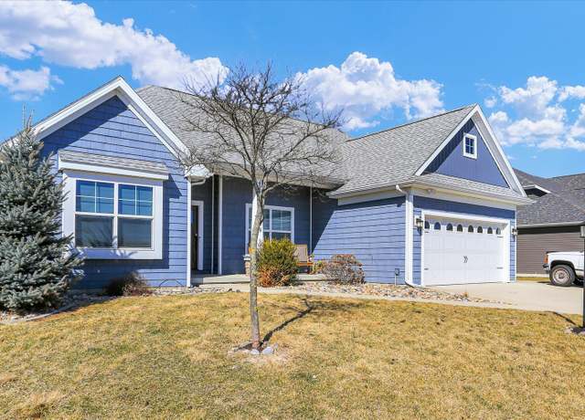 Property at 1809 Whisper Meadow Ln, Mahomet, IL 61853, 5 beds, 3 baths