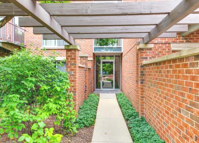 Property at 441 Kelburn Rd #111, Deerfield, IL 60015, 1 bed, 1 bath