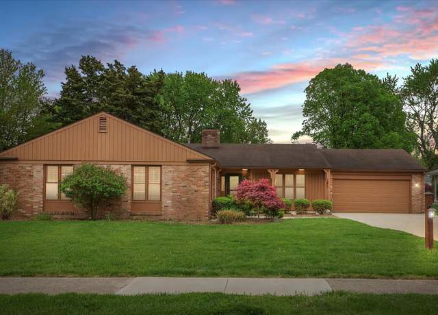 Property at 3309 Lakeshore Dr, Champaign, IL 61822, 4 beds, 2.5 baths