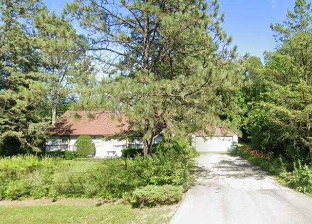 Property at 2821 Jackson Dr, Arlington Heights, IL 60004, 4 beds, 2 baths