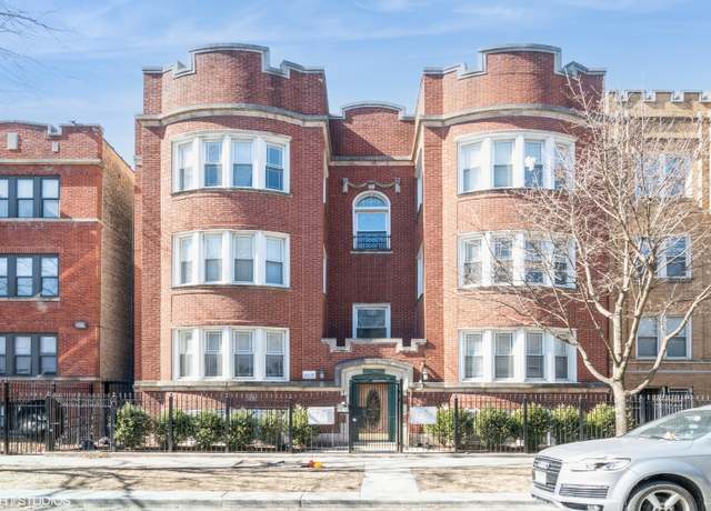 Property at 7018 S Paxton Ave Unit 3N, Chicago, IL 60649, 3 beds, 2 baths