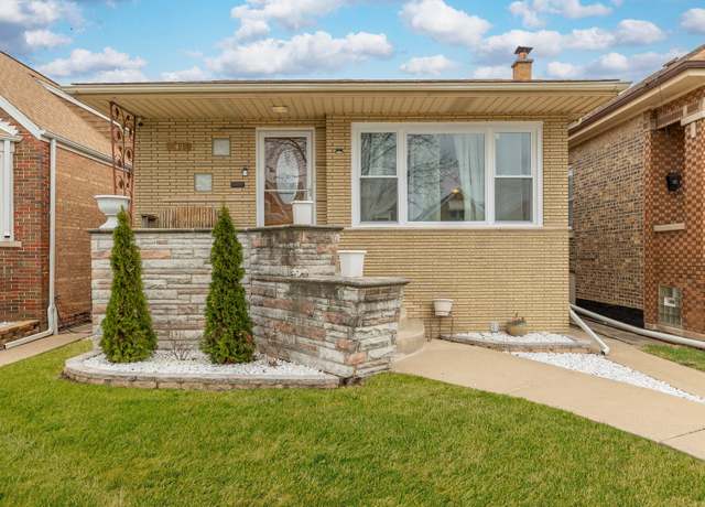 Property at 6415 S Karlov Ave, Chicago, IL 60629, 4 beds, 3 baths