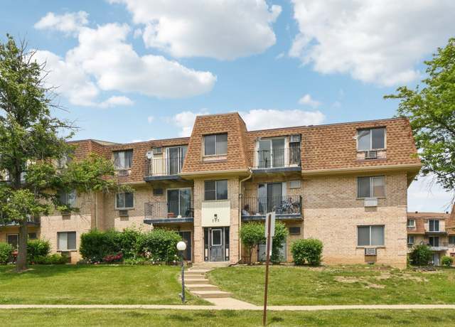 Property at 226 Shorewood Dr Unit 2A, Glendale Heights, IL 60139, 2 beds, 2 baths