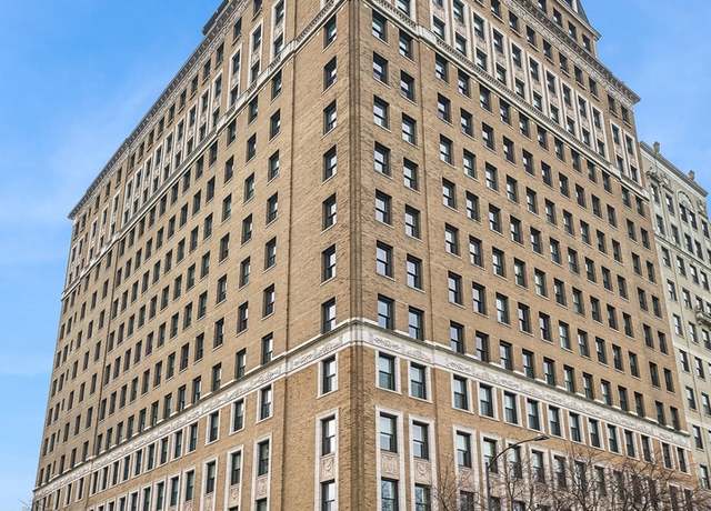 Property at 3500 N Lake Shore Dr Unit 12B, Chicago, IL 60657, 4 beds, 3 baths