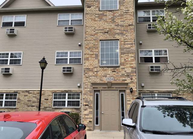 Property at 1524 W Sand Bar Ct Unit 2A, Round Lake, IL 60073, 2 beds, 2 baths