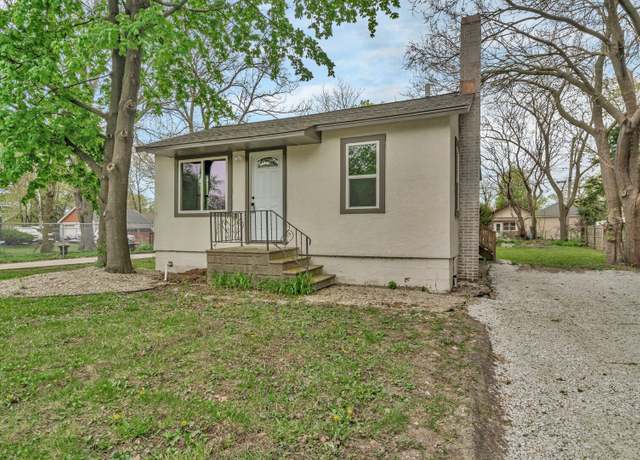 Property at 413 Wheeler Ave, Joliet, IL 60436, 2 beds, 1 bath