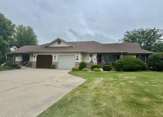 Property at 2510 & 2512 Pulaski St, Peru, IL 61354, 4 beds, 4 baths