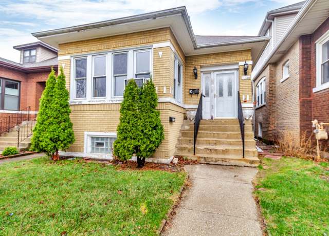 Property at 5024 N Central Park Ave, Chicago, IL 60625, 5 beds, 1 bath