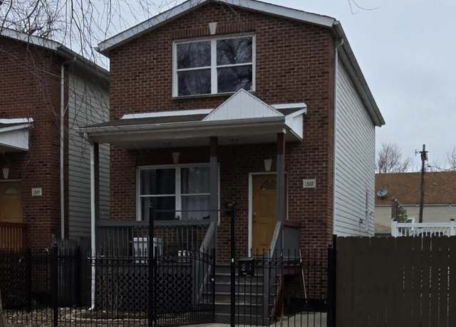 Property at 1322 W 52nd St, Chicago, IL 60609, 4 beds, 2.5 baths