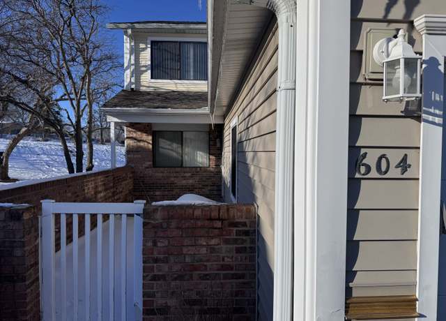 Property at 604 Bayview Pt #604, Schaumburg, IL 60194, 3 beds, 2 baths
