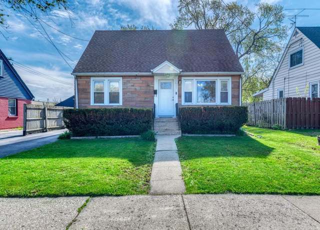 Property at 1431 N Hillside Ave, Berkeley, IL 60163, 3 beds, 2 baths