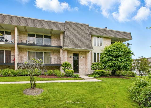 Property at 7811 W 157th St Unit 2N, Orland Park, IL 60462, 2 beds, 2 baths