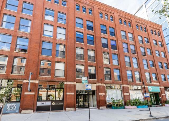 Property at 225 W Huron St #515, Chicago, IL 60654, 1 bed, 1 bath