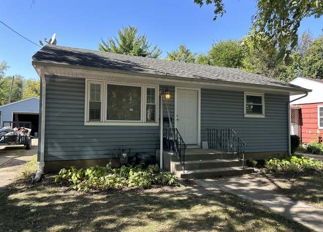 Property at 1211 14th St, Rockford, IL 61104, 2 beds, 1 bath
