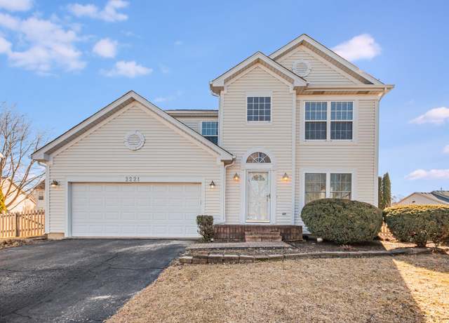Property at 2221 Beaumont Ct, Aurora, IL 60502, 4 beds, 2.5 baths