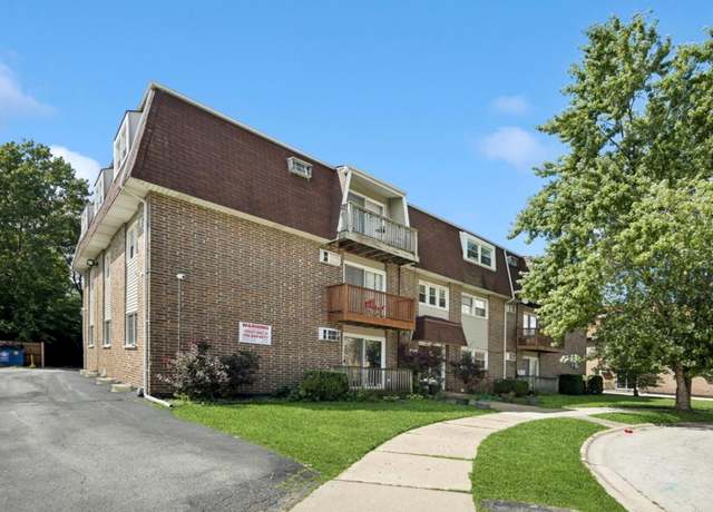 Property at 4309 W Park Lane Dr Unit 2D, Alsip, IL 60803, 2 beds, 1 bath