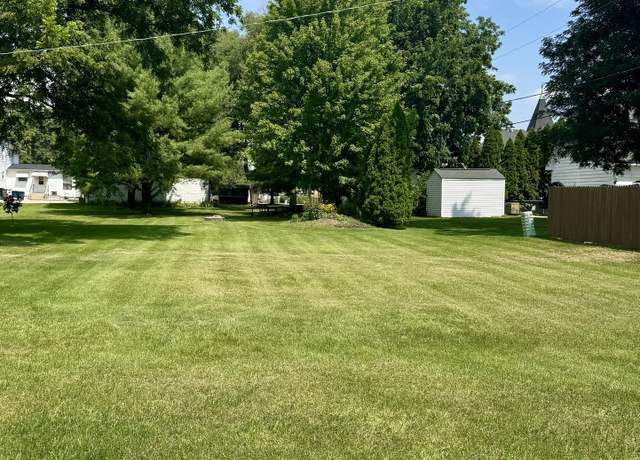 Property at East 1/2 Lot 7 Block 13 Fourth St, Big Rock, IL 60511