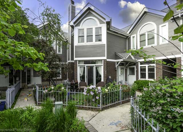 Property at 3315 N Racine Ave Unit E, Chicago, IL 60657, 3 beds, 2 baths