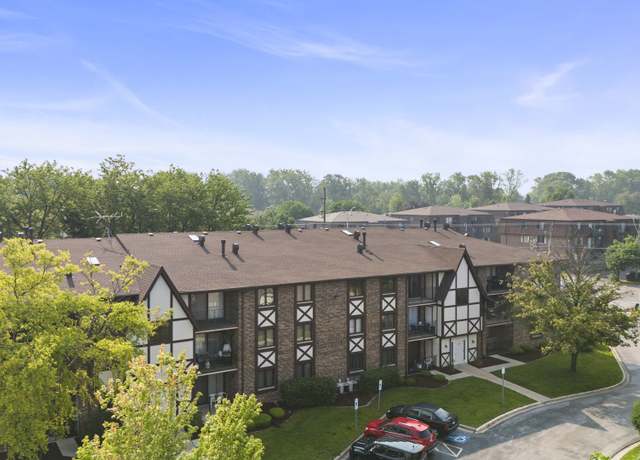 Property at 10504 Ridge Cove Dr Unit 12D, Chicago Ridge, IL 60415, 2 beds, 2 baths