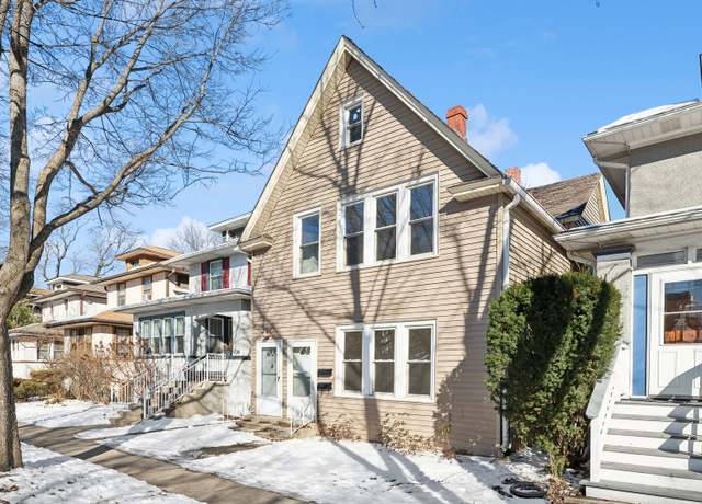 Property at 736 S Highland Ave, Oak Park, IL 60304, 2 beds, 2 baths