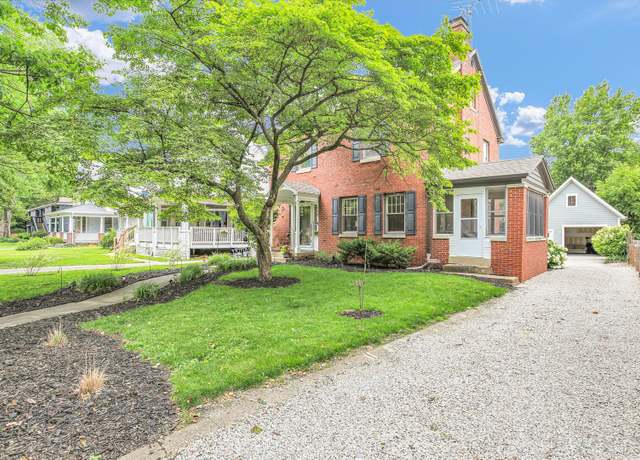 Property at 708 W Church St, Champaign, IL 61820, 4 beds, 1.5 baths