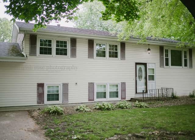 Property at 48 Norman St, Kankakee, IL 60901, 4 beds, 1.5 baths