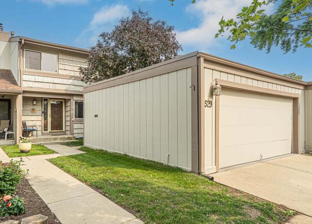 Property at 529 Yosemite Ct, Roselle, IL 60172, 3 beds, 2.5 baths