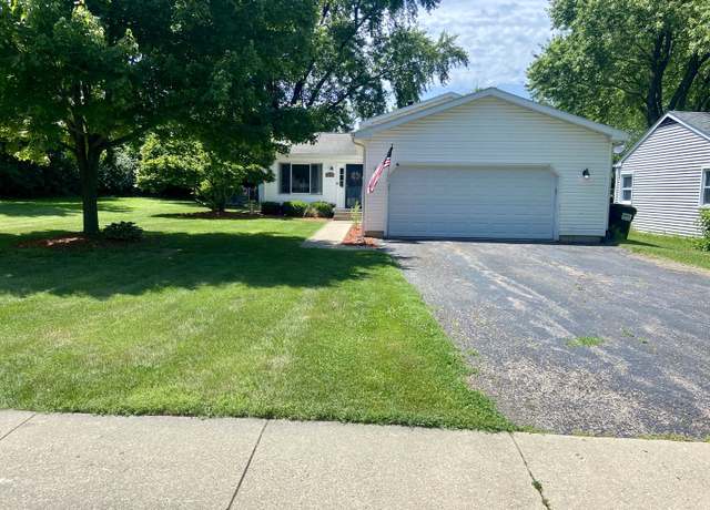 Property at 1615 Meadow Ln, Mchenry, IL 60050, 3 beds, 3 baths