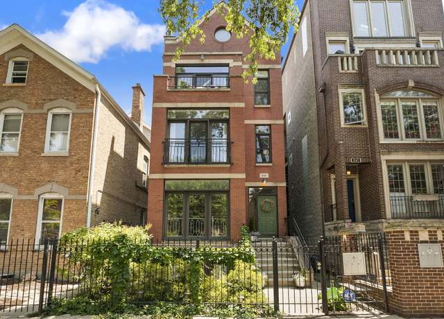 Property at 849 N Hermitage Ave #3, Chicago, IL 60622, 2 beds, 2 baths