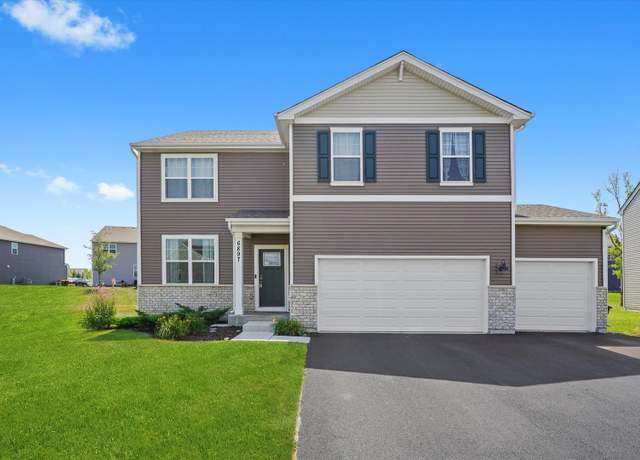 Property at 6897 Spruce Ct, Wonder Lake, IL 60097, 4 beds, 2.5 baths