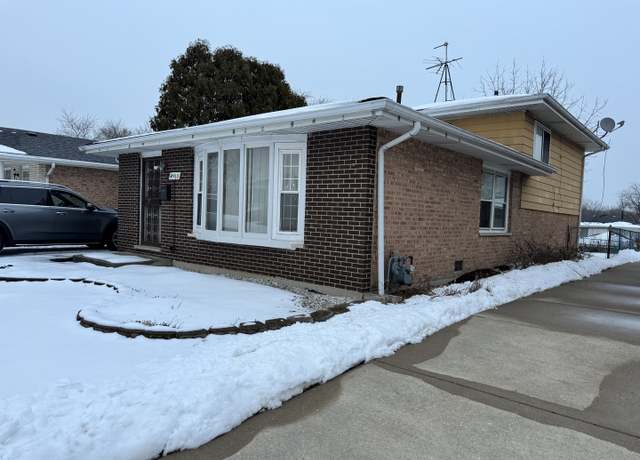 Property at 18019 S Ravisloe Ter, Country Club Hills, IL 60478, 3 beds, 1.5 baths